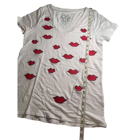 COPY - NWT Chaser
White Lips Tee Shirt
Size: L - Picture 5 of 9
